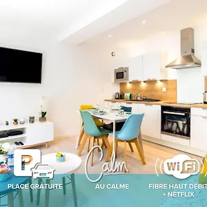 With Love, Parking, Netflix, Wifi Apartamento